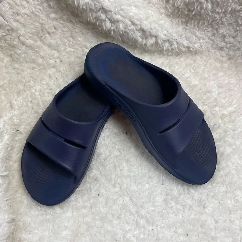 OOFOS  LLC Unisex Navy Blue slides Sandals light weight Arch support SZ …